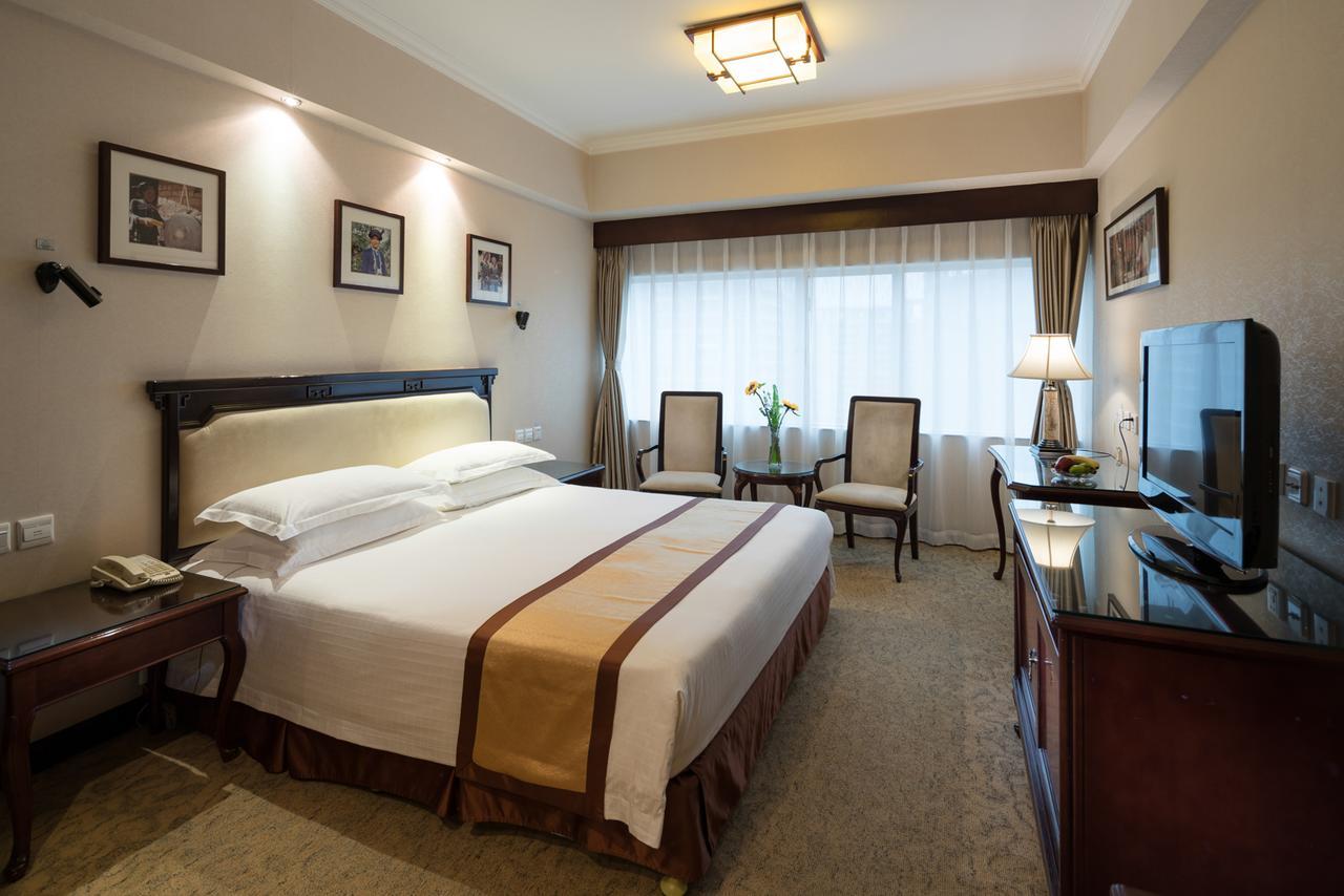 New Era Hotel Kunming Zewnętrze zdjęcie